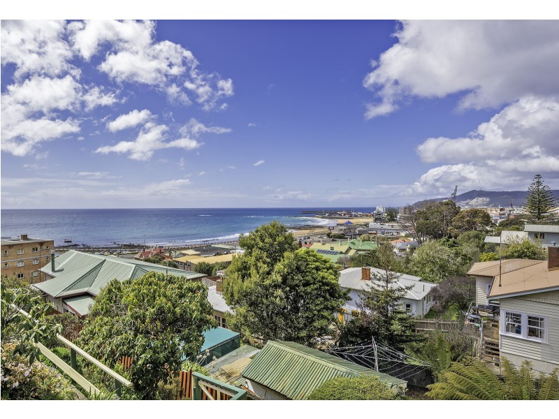 17 Regent Street, Burnie TAS 7320