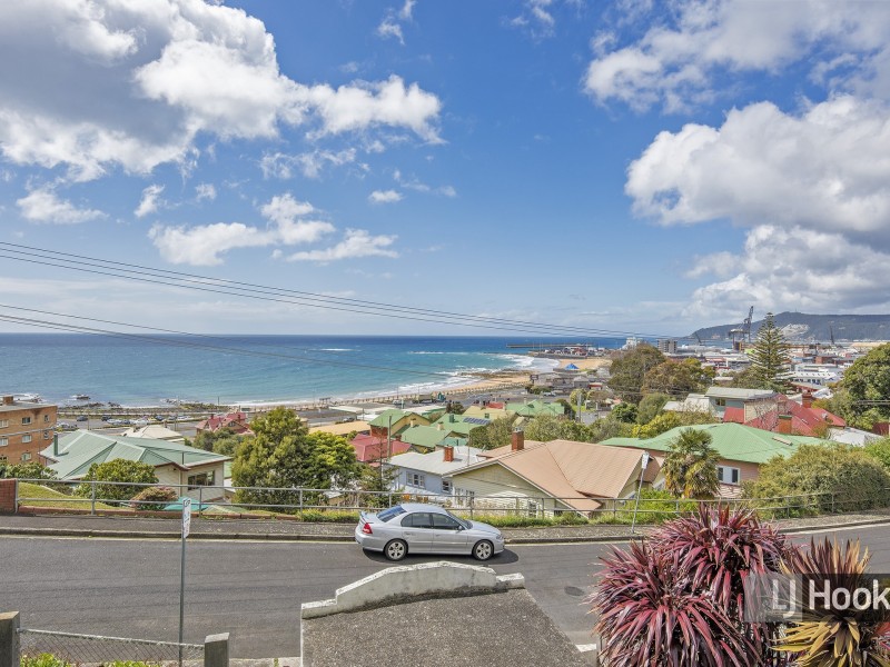 17 Regent Street, Burnie TAS 7320