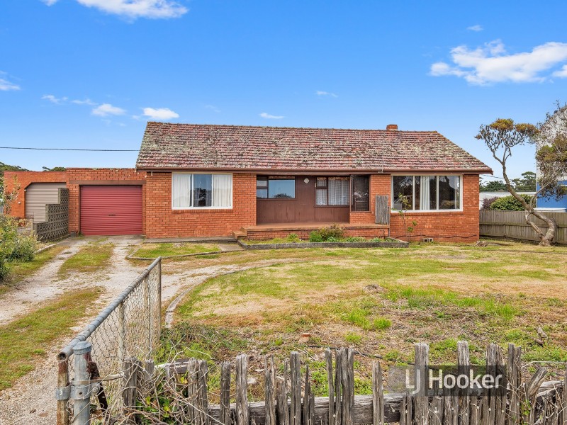227 Old Bass Highway, Wynyard TAS 7325