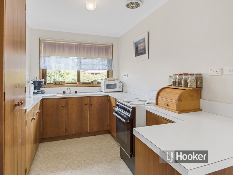 Unit 1/11 Freestone Crescent, Wynyard TAS 7325