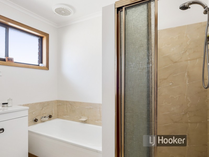 Unit 1/11 Freestone Crescent, Wynyard TAS 7325
