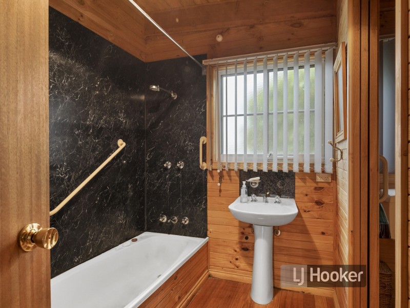 57 Saunders Street, Wynyard TAS 7325