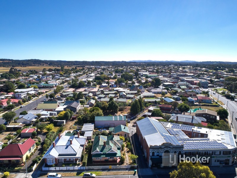 24 Moore Street, Wynyard TAS 7325