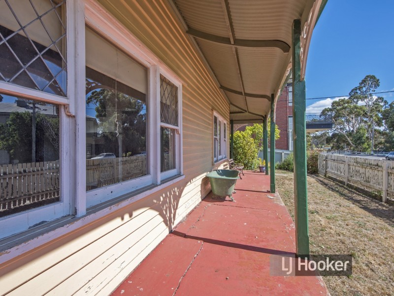 24 Moore Street, Wynyard TAS 7325