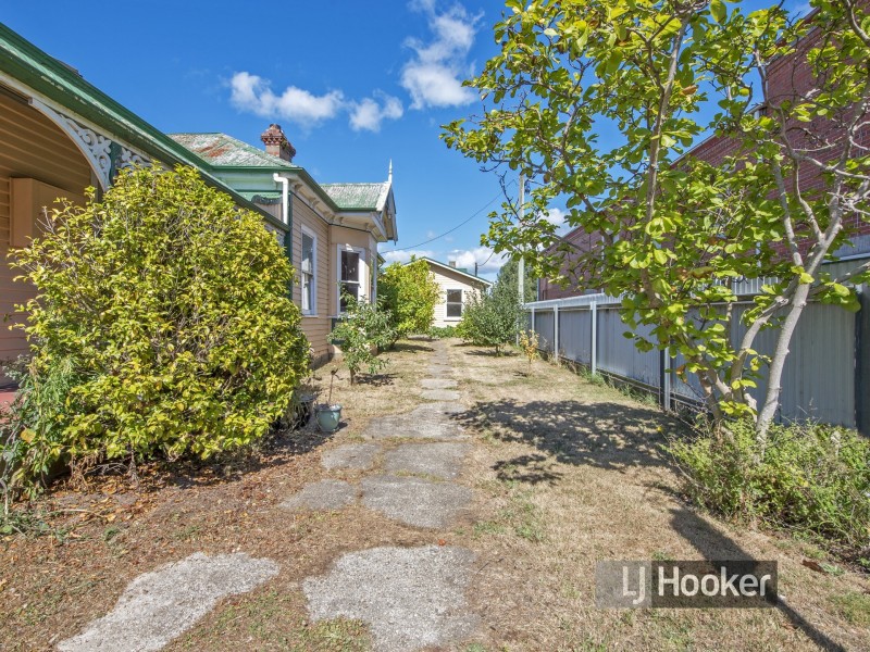 24 Moore Street, Wynyard TAS 7325