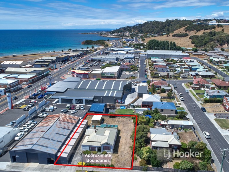 5 Evans Street, Cooee TAS 7320
