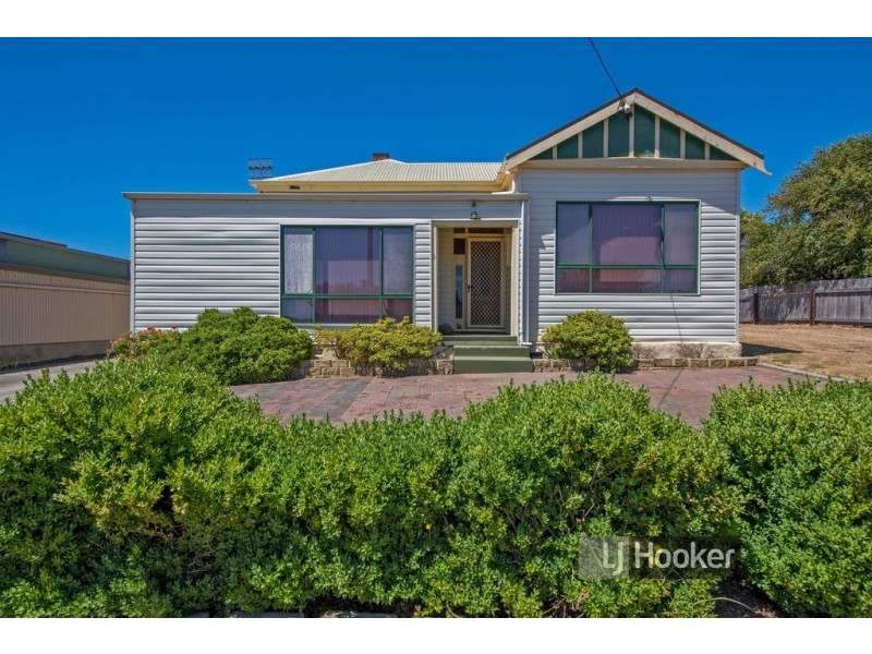 5 Evans Street, Cooee TAS 7320