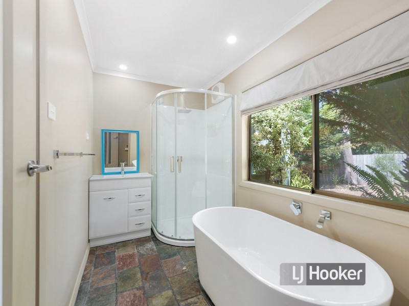 33 Irbys Circus, Sisters Beach TAS 7321
