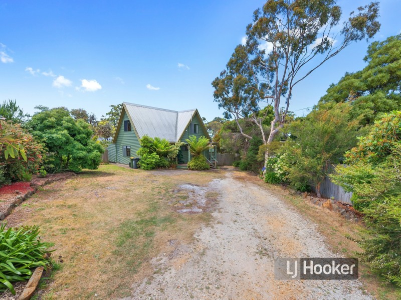 33 Irbys Circus, Sisters Beach TAS 7321