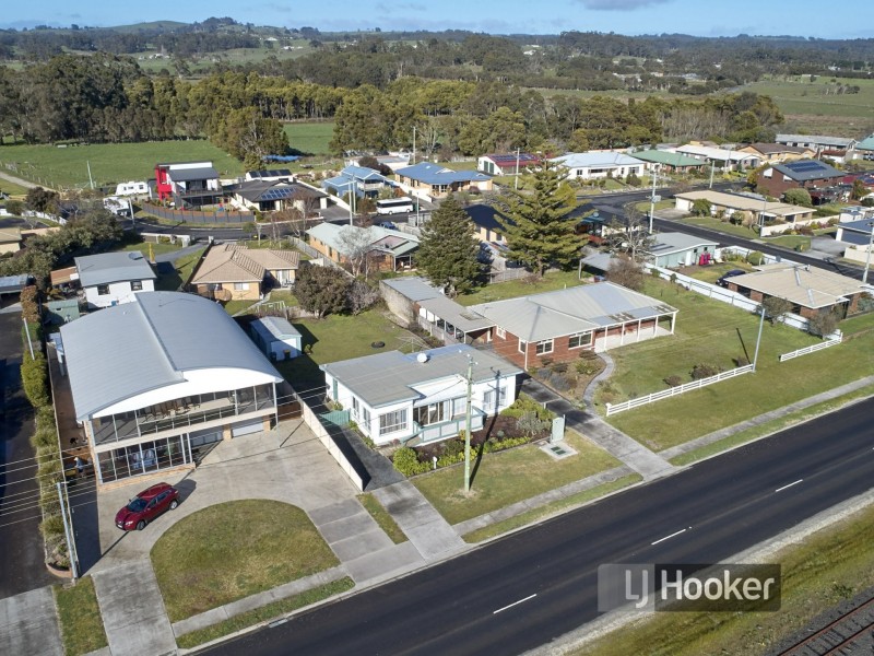 133 Old Bass Highway, Wynyard TAS 7325