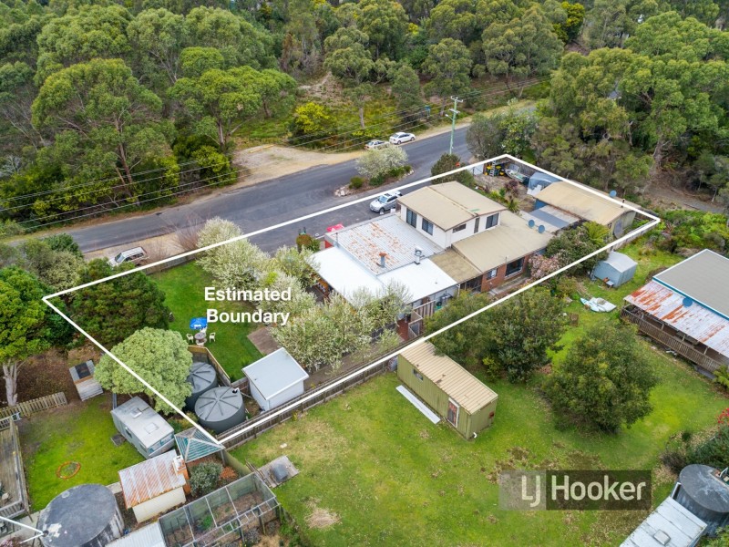 1-3 Honeysuckle Avenue, Sisters Beach TAS 7321