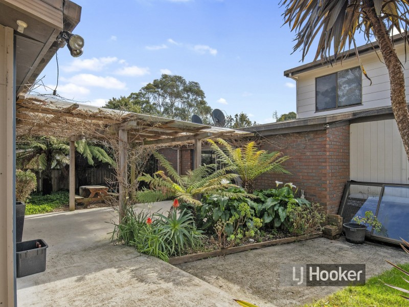 1-3 Honeysuckle Avenue, Sisters Beach TAS 7321