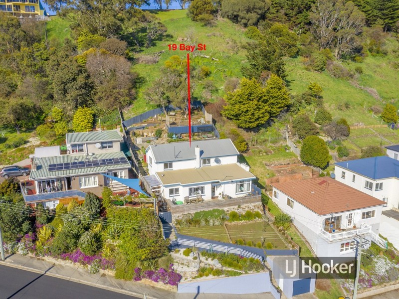 19 Bay Street, Parklands TAS 7320