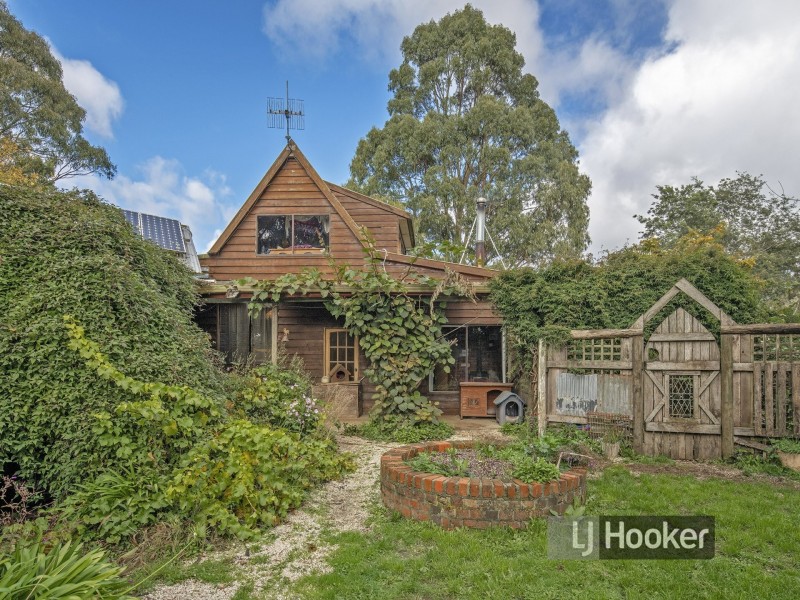 1039 West Calder Road, Takone TAS 7325