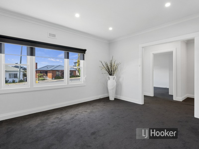 8 Mark Street, Hillcrest TAS 7320