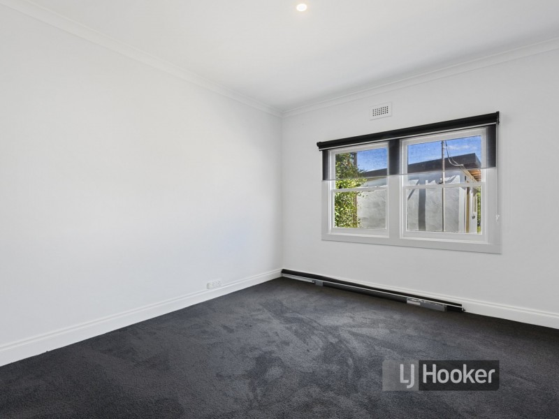 8 Mark Street, Hillcrest TAS 7320
