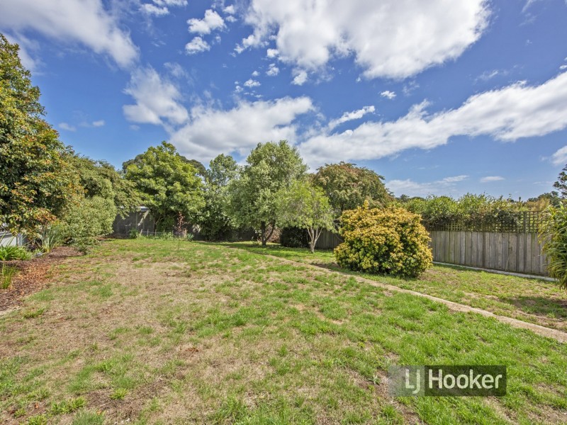 8 Mark Street, Hillcrest TAS 7320