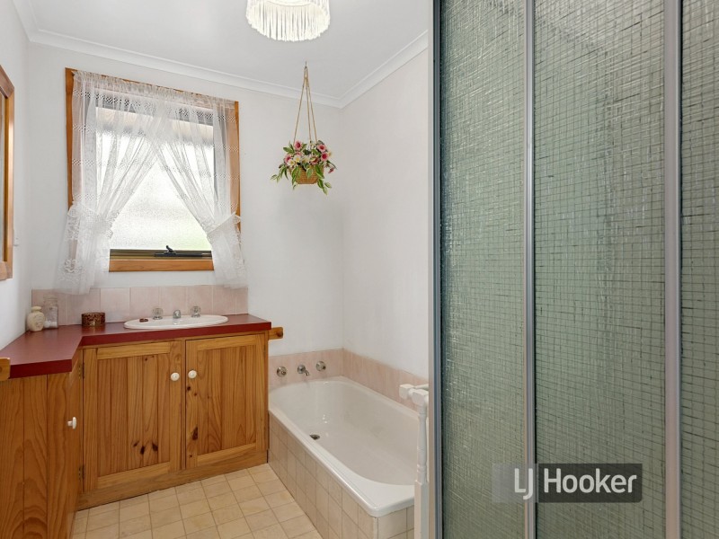 18 Irby Circus, Sisters Beach TAS 7321