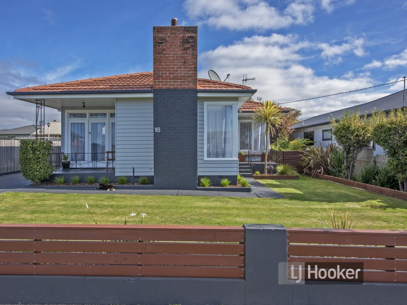 16 Church Street, Wynyard TAS 7325