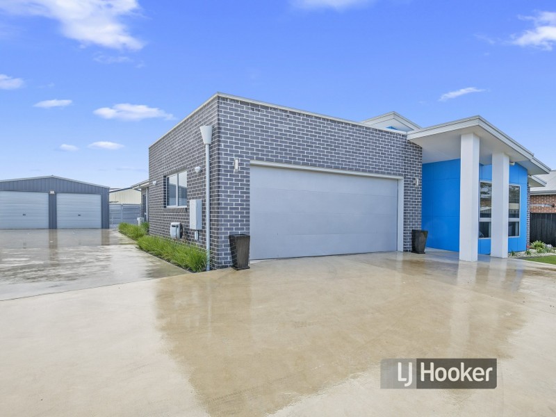 11 Yulambi Court, Wynyard TAS 7325