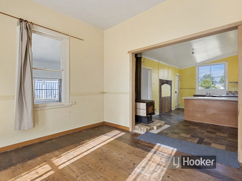 6 Martin Street, Wynyard TAS 7325