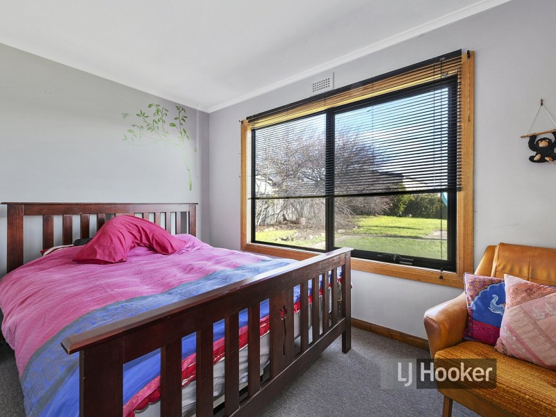 1 Arthur Street, Somerset TAS 7322
