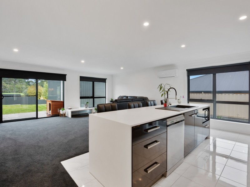 12 King Drive, Wynyard TAS 7325