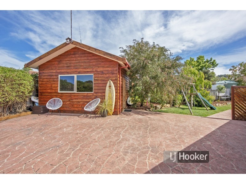 16 Irbys Circus, Sisters Beach TAS 7321