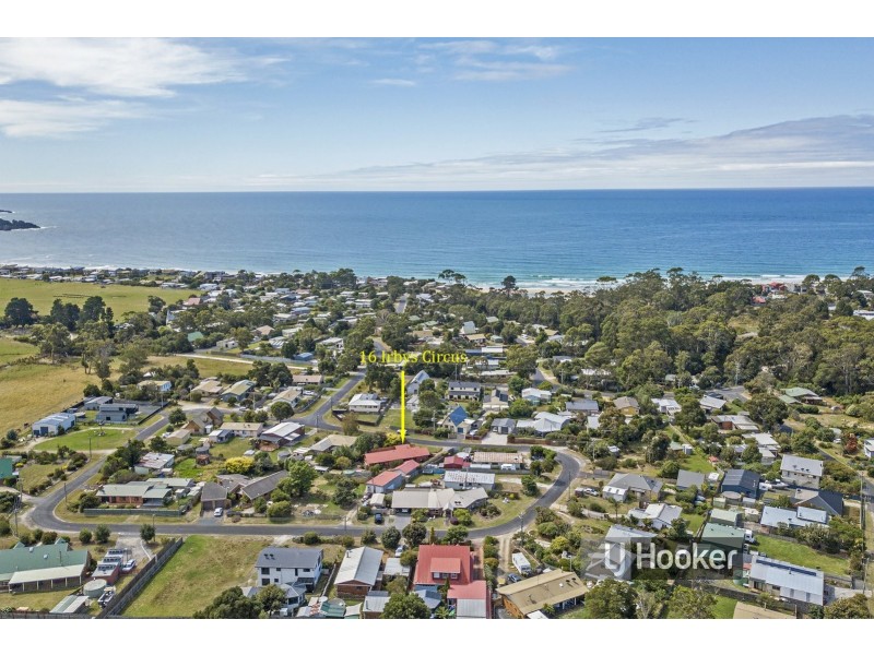 16 Irbys Circus, Sisters Beach TAS 7321