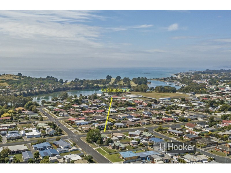 64 Saunders Street, Wynyard TAS 7325