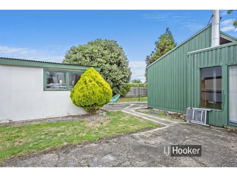 64 Saunders Street, Wynyard TAS 7325