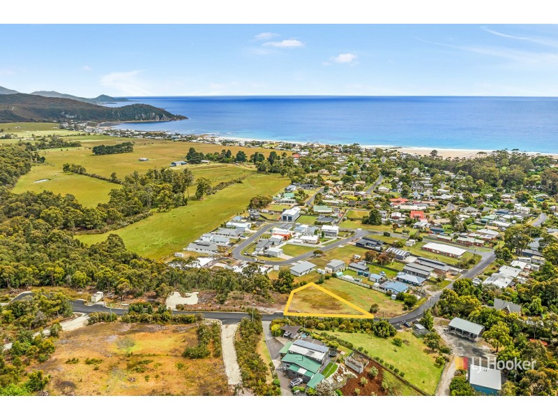 42 Banksia Avenue, Sisters Beach TAS 7321