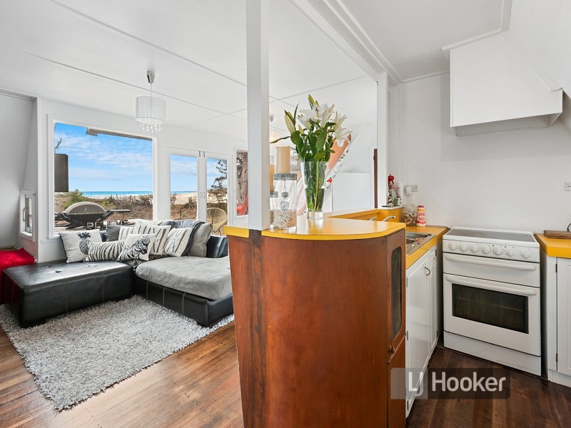 1 Irby Boulevard, Sisters Beach TAS 7321