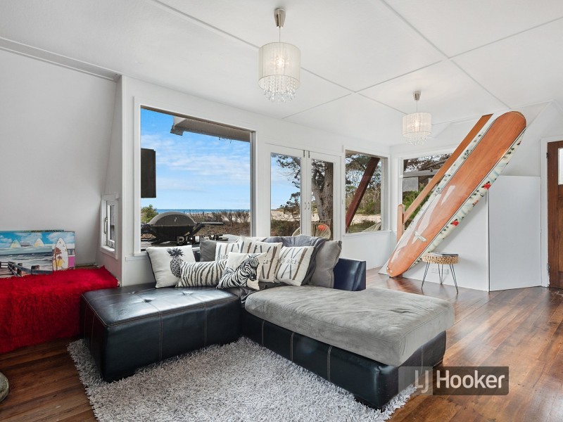 1 Irby Boulevard, Sisters Beach TAS 7321