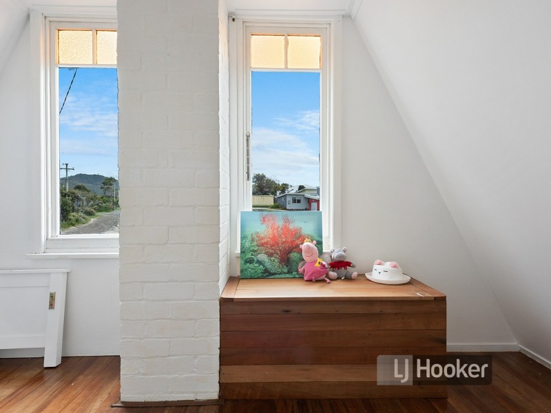 1 Irby Boulevard, Sisters Beach TAS 7321