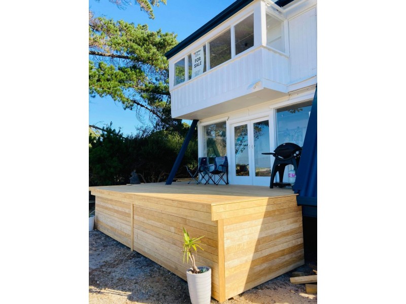 1 Irby Boulevard, Sisters Beach TAS 7321