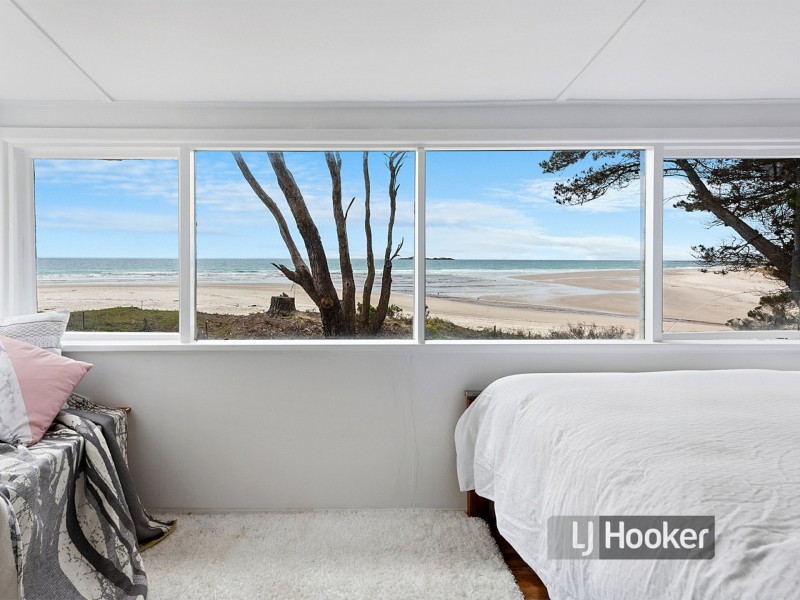 1 Irby Boulevard, Sisters Beach TAS 7321