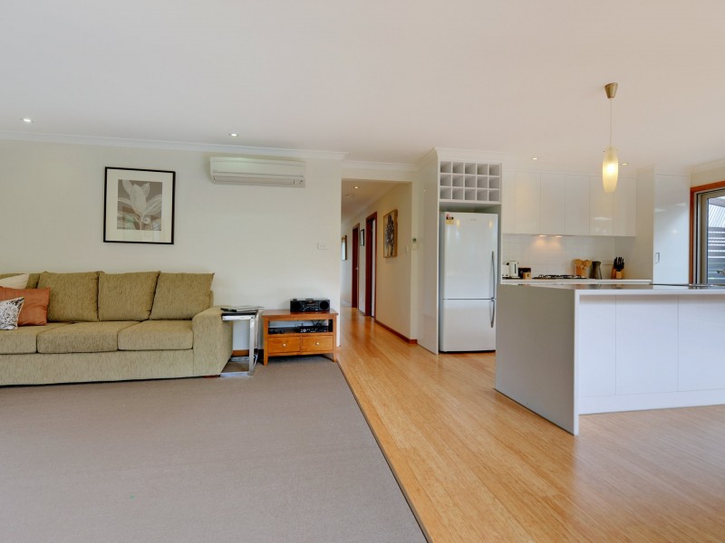 10 Elfrida Avenue, Sisters Beach TAS 7321