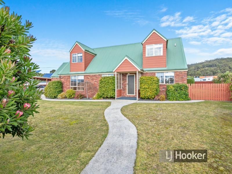 11 Irbys Circus, Sisters Beach TAS 7321