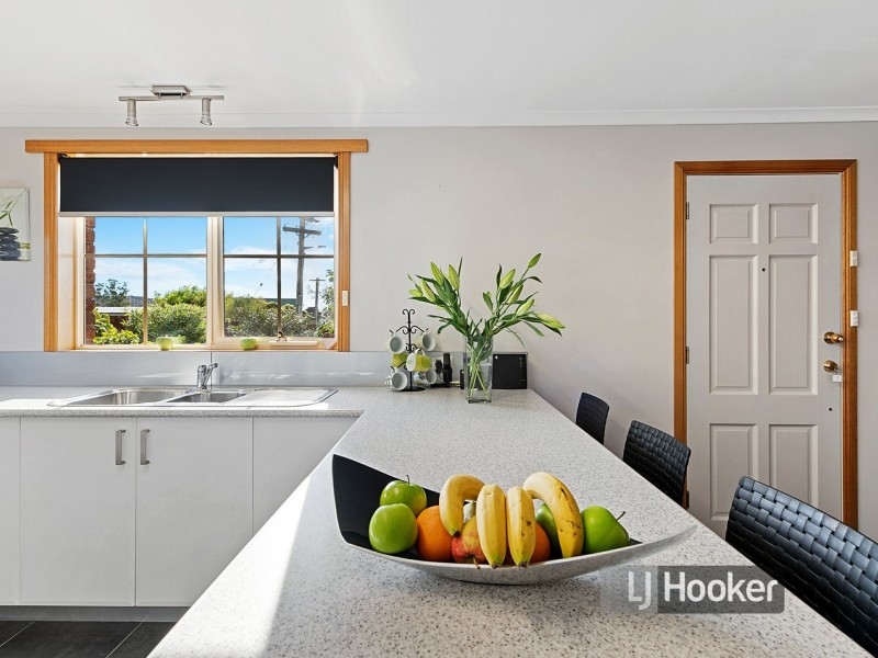 11 Irbys Circus, Sisters Beach TAS 7321