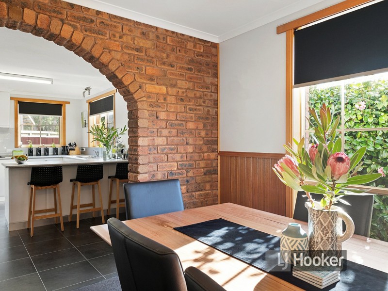 11 Irbys Circus, Sisters Beach TAS 7321