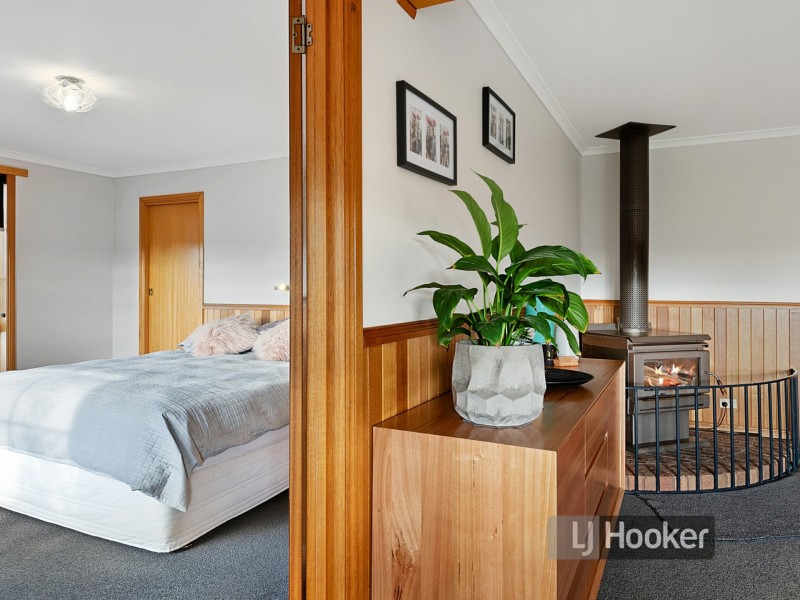 11 Irbys Circus, Sisters Beach TAS 7321