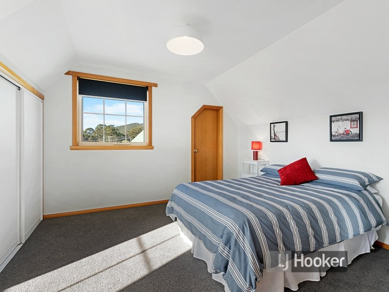 11 Irbys Circus, Sisters Beach TAS 7321