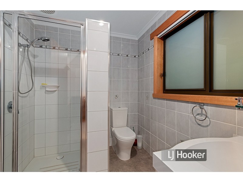 18 Freestone Crescent, Wynyard TAS 7325