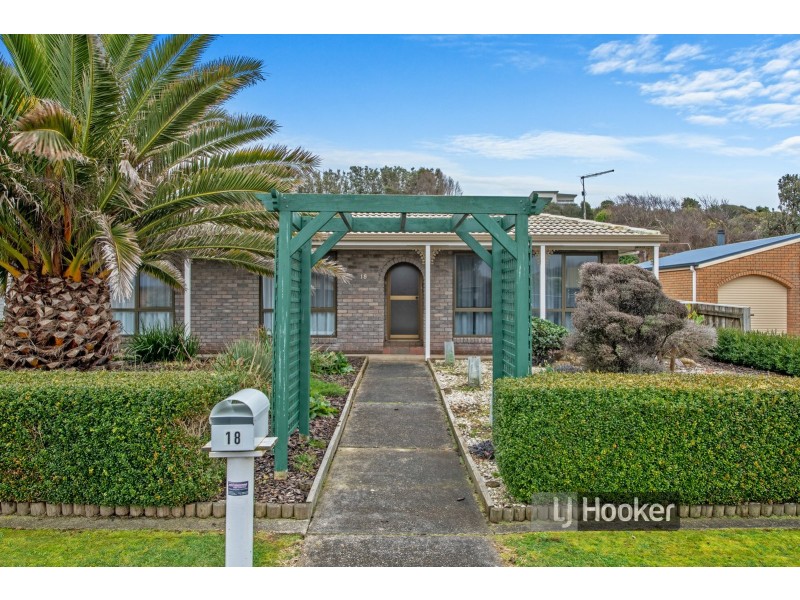 18 Freestone Crescent, Wynyard TAS 7325