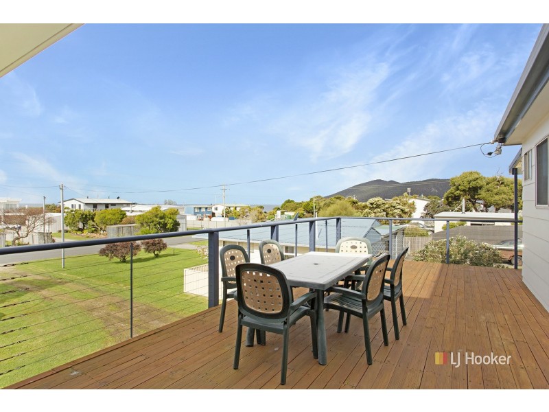 76 Irby Boulevard, Sisters Beach TAS 7321