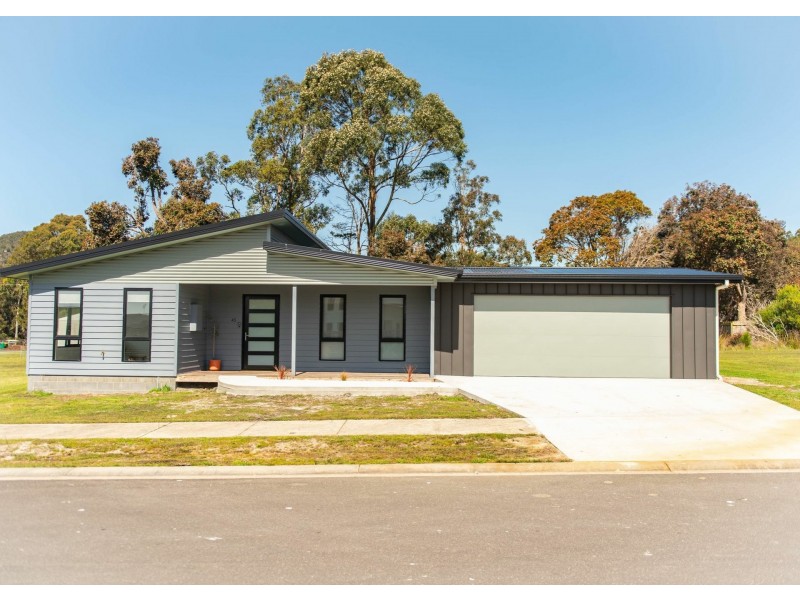 45 Serrata Crescent, Sisters Beach TAS 7321