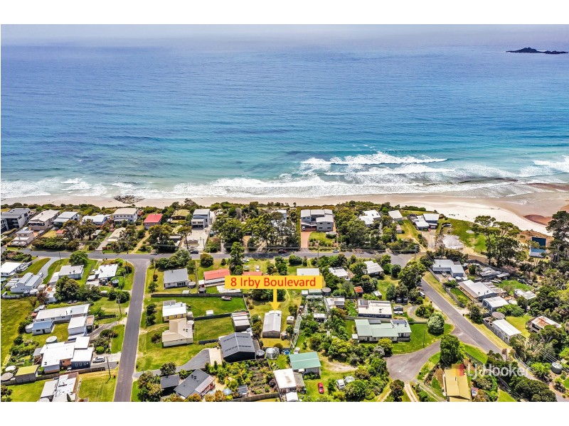 8 Irby Boulevard, Sisters Beach TAS 7321
