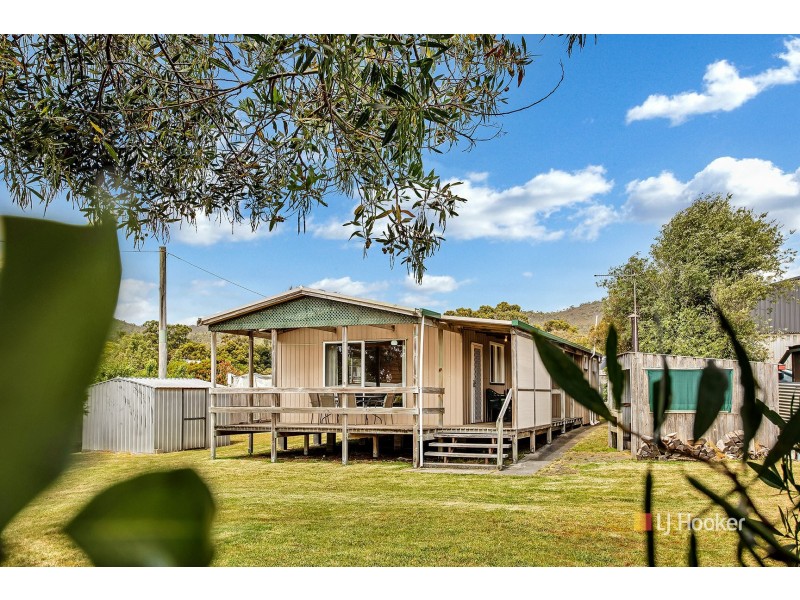 8 Irby Boulevard, Sisters Beach TAS 7321