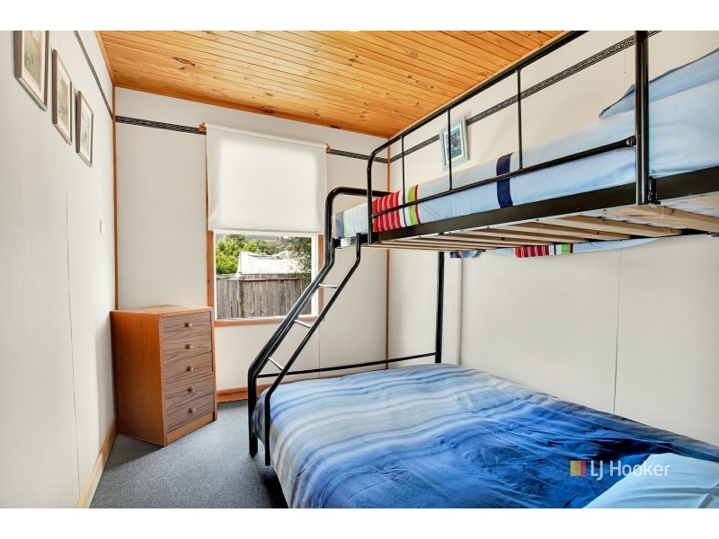 8 Irby Boulevard, Sisters Beach TAS 7321